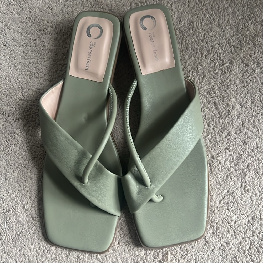 Mina Sandal
